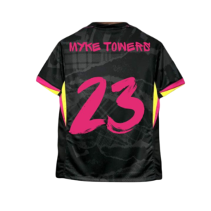 Chelsea x Myke Towers camiseta